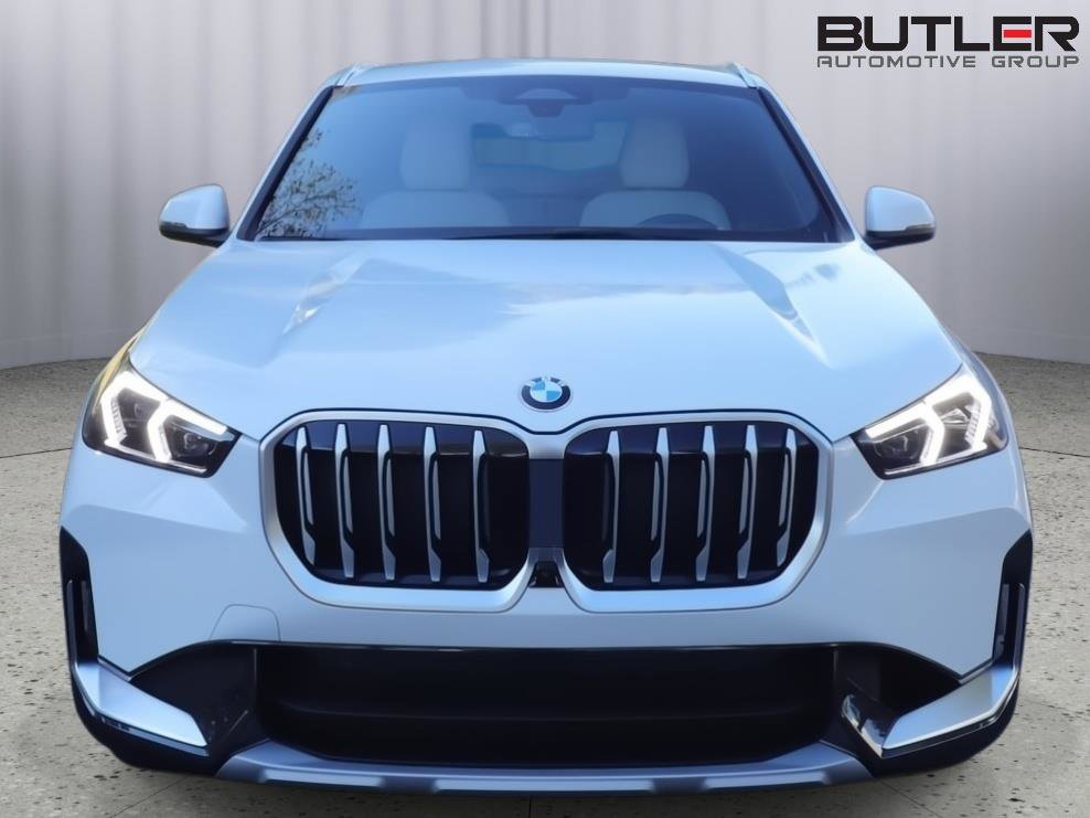 Used 2026 BMW X1 xDrive28i w/ Technology Package image 3