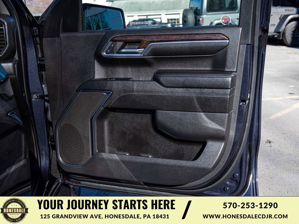 Used 2024 GMC Sierra 1500 Elevation AWD/4WD image 12