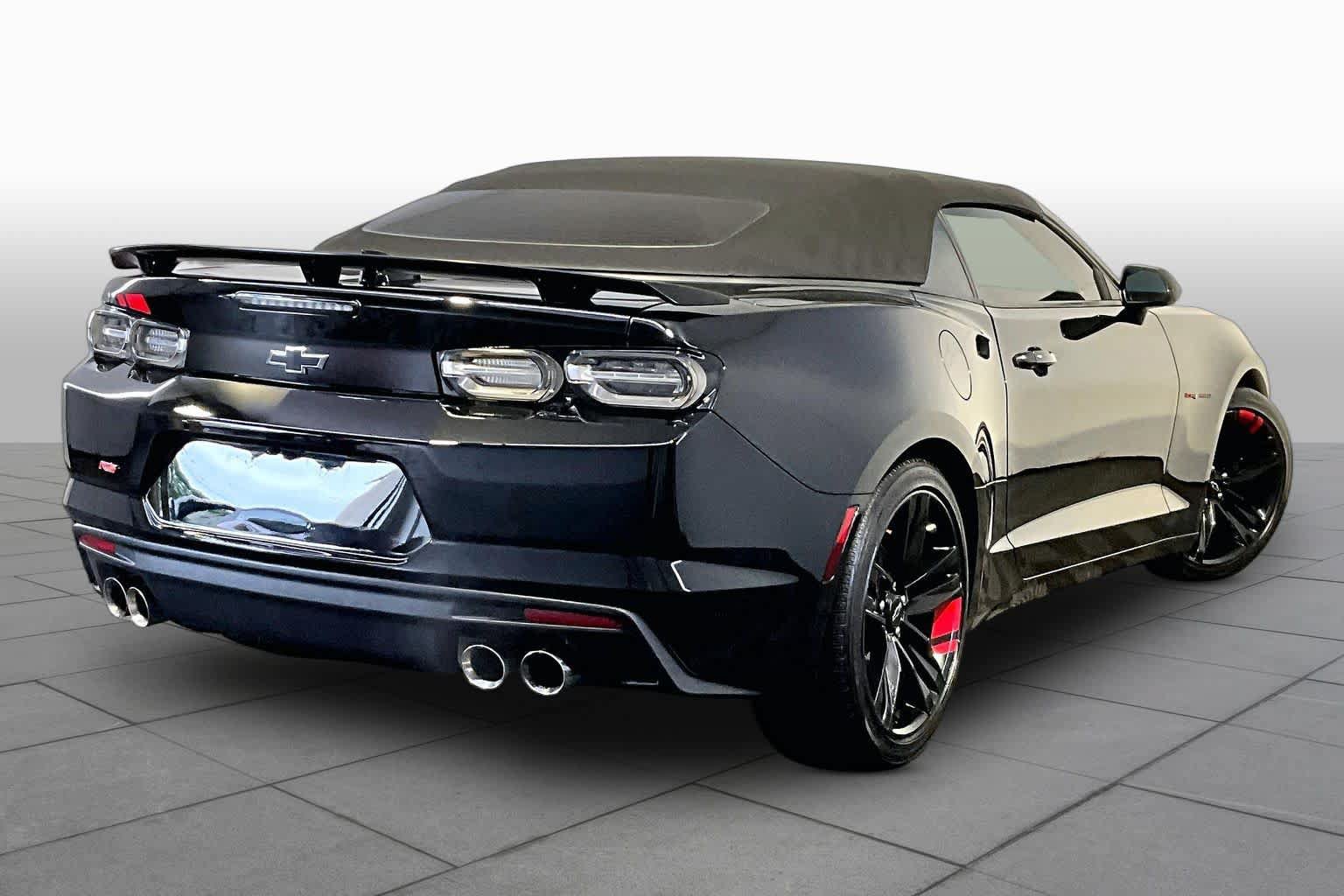 Used 2023 Chevrolet Camaro LT w/ Redline Edition RWD image 13