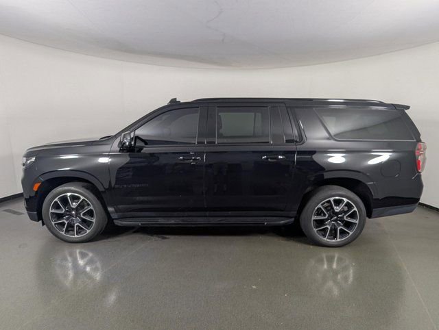 Used 2023 Chevrolet Suburban RST w/ Luxury Package AWD/4WD image 5