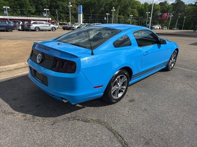 Used 2014 Ford Mustang Premium w/ Equipment Group 201A image 5