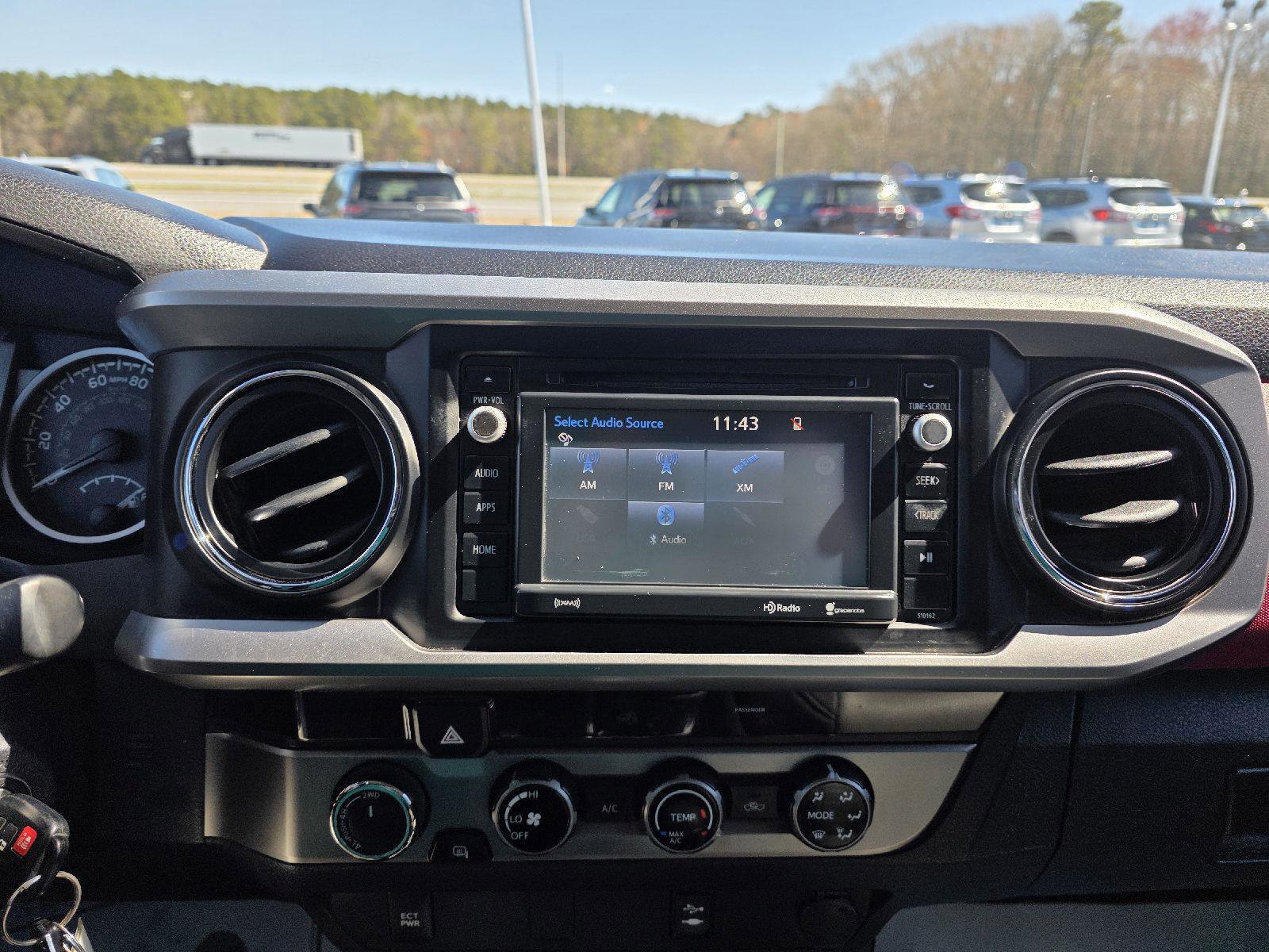 Used 2016 Toyota Tacoma SR5 w/ SR5 Appearance Package (SN) image 18