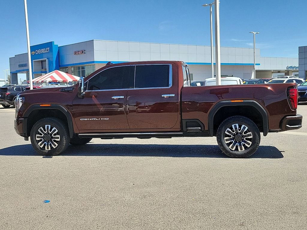 Used 2024 GMC Sierra 2500 Denali Ultimate AWD/4WD image 6