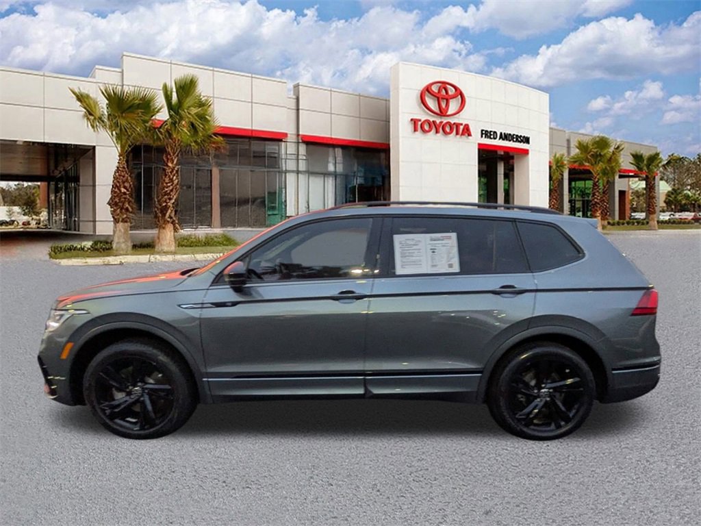 Used 2024 Volkswagen Tiguan SE R-Line image 7
