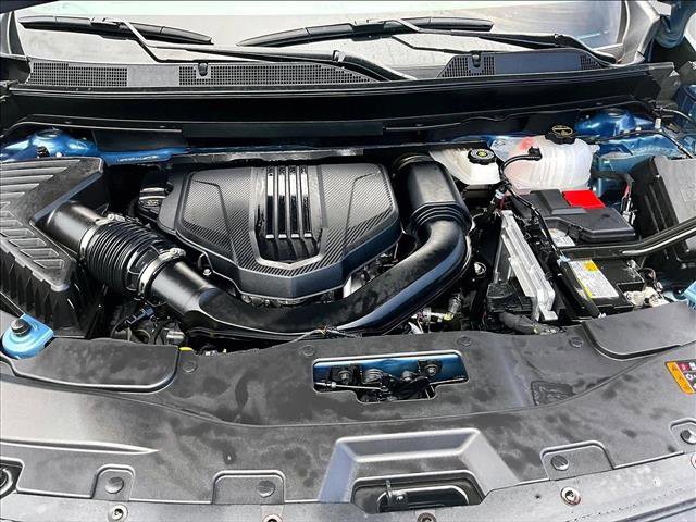 Used 2026 Chevrolet Traverse LT FWD image 11