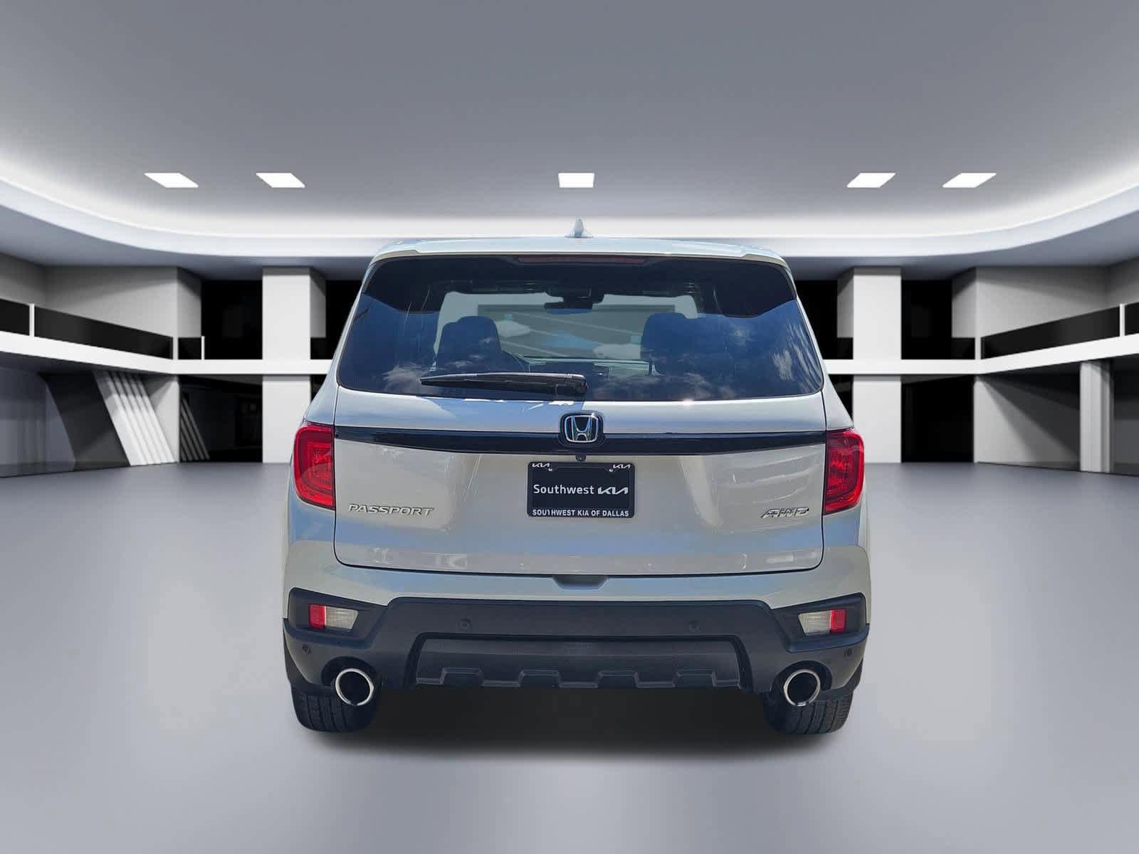 Used 2024 Honda Passport EX-L image 5
