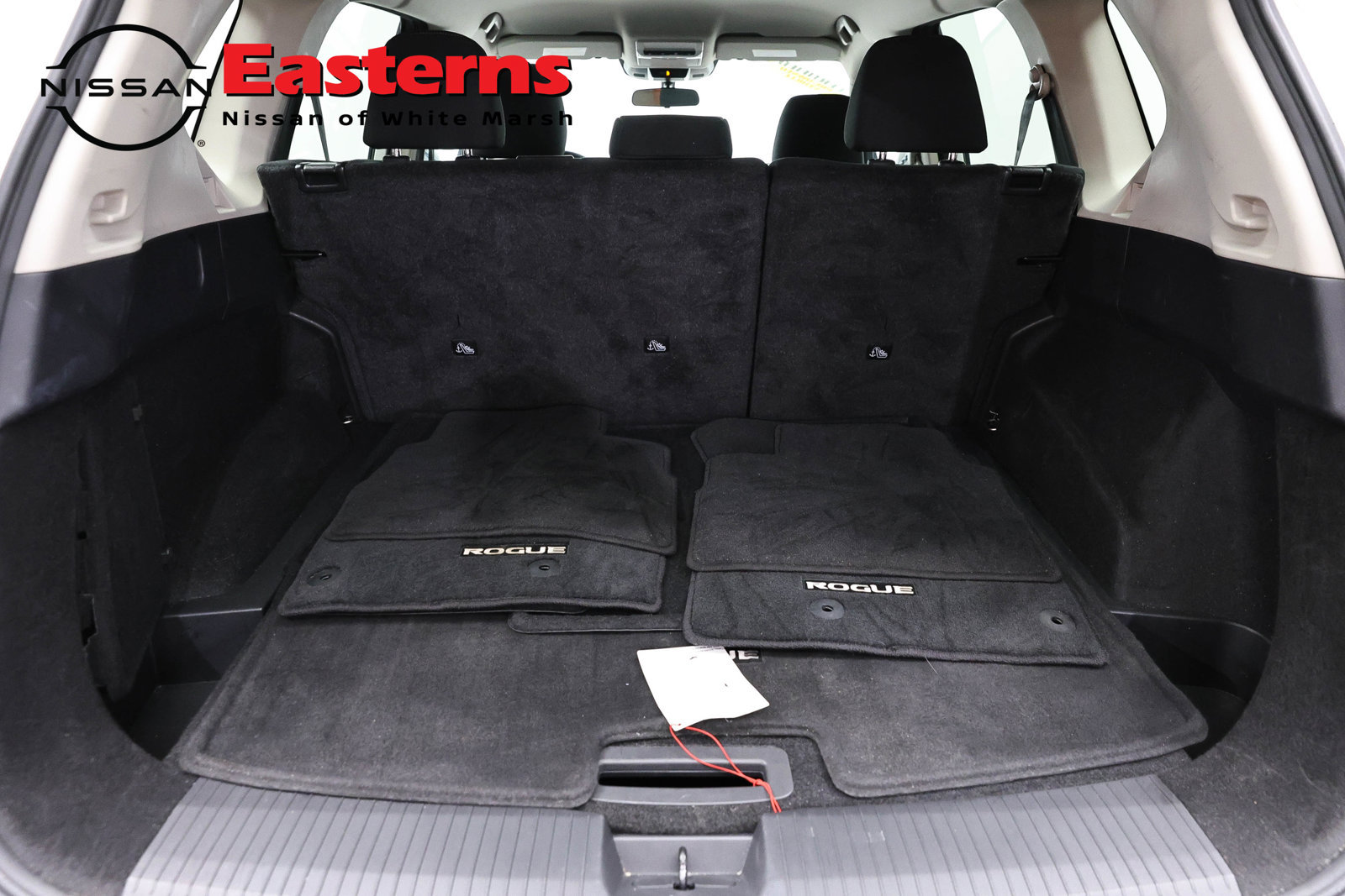 Used 2023 Nissan Rogue S AWD/4WD image 9