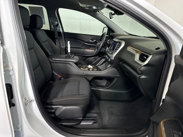 Used 2023 GMC Acadia SLE image 28