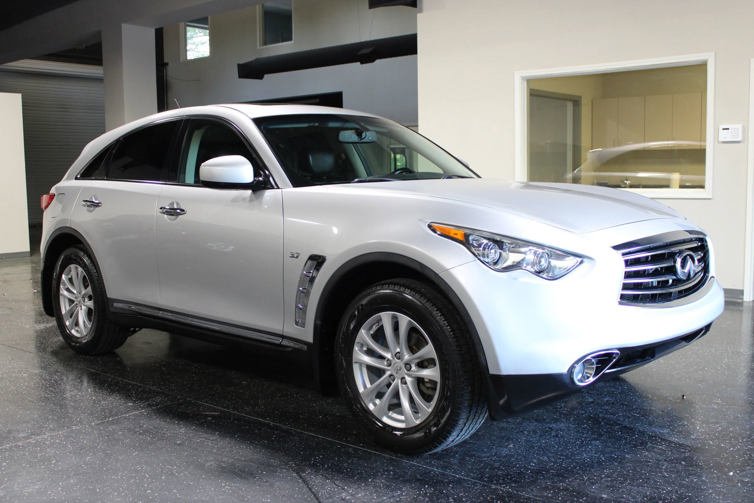 Used 2014 INFINITI QX70 3.7 image 34