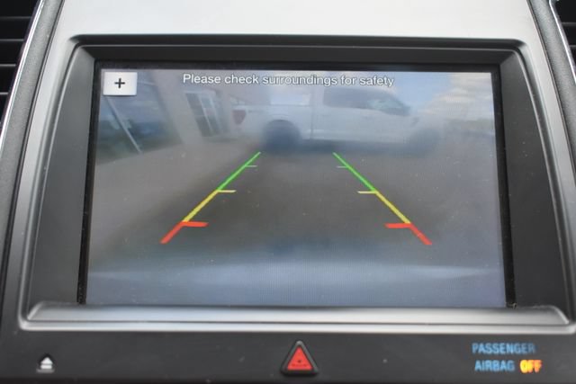 Used 2018 Ford Taurus Limited FWD image 32