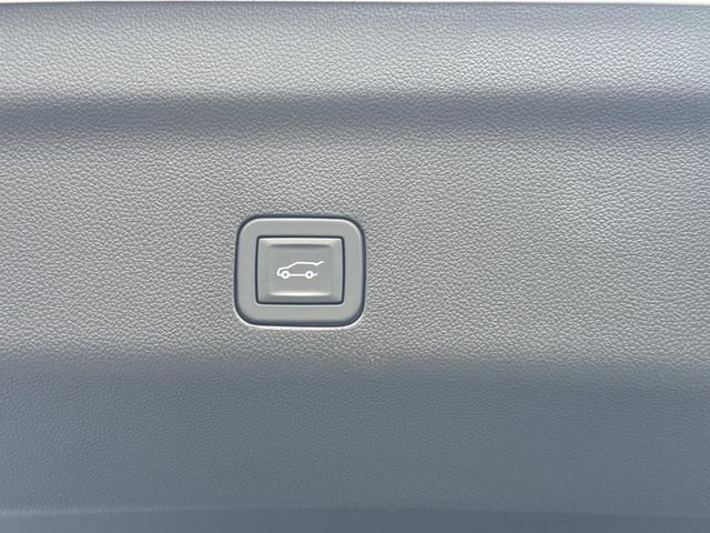 New 2026 GMC Yukon Denali Ultimate image 14