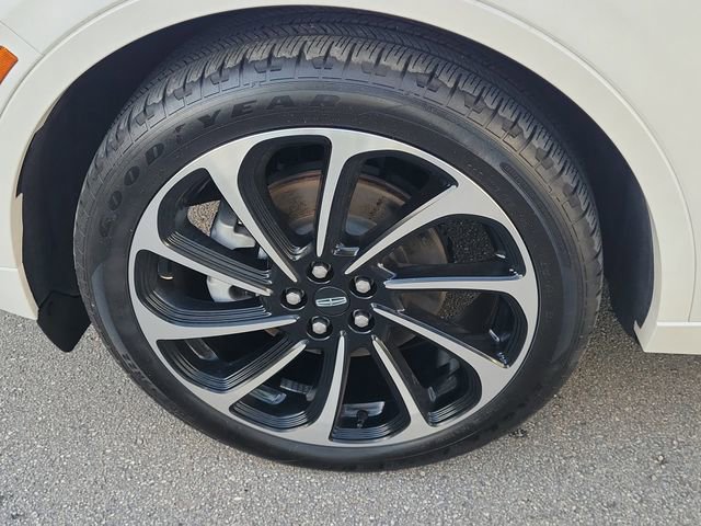 Certified 2024 Lincoln Nautilus Black Label AWD/4WD image 7