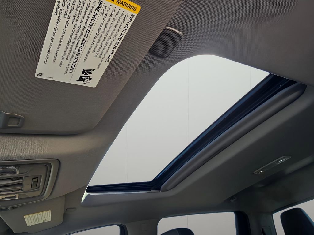 Used 2019 GMC Sierra 1500 SLT w/ SLT Premium Plus Package image 17