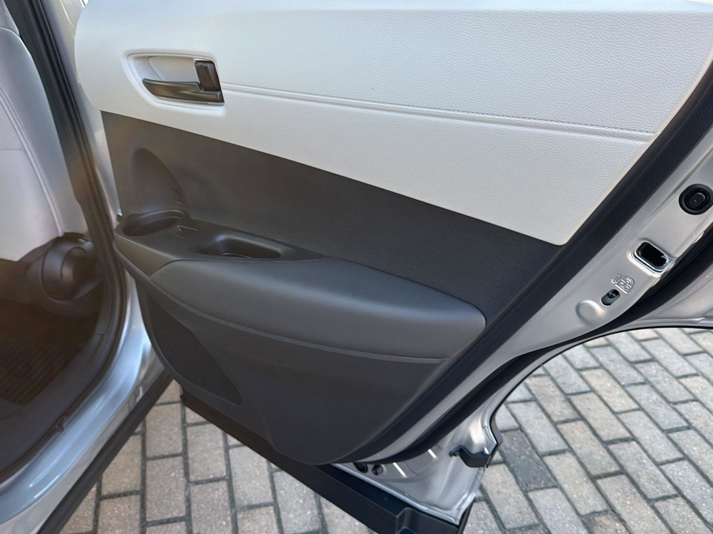 New 2026 Toyota Corolla Cross L image 14