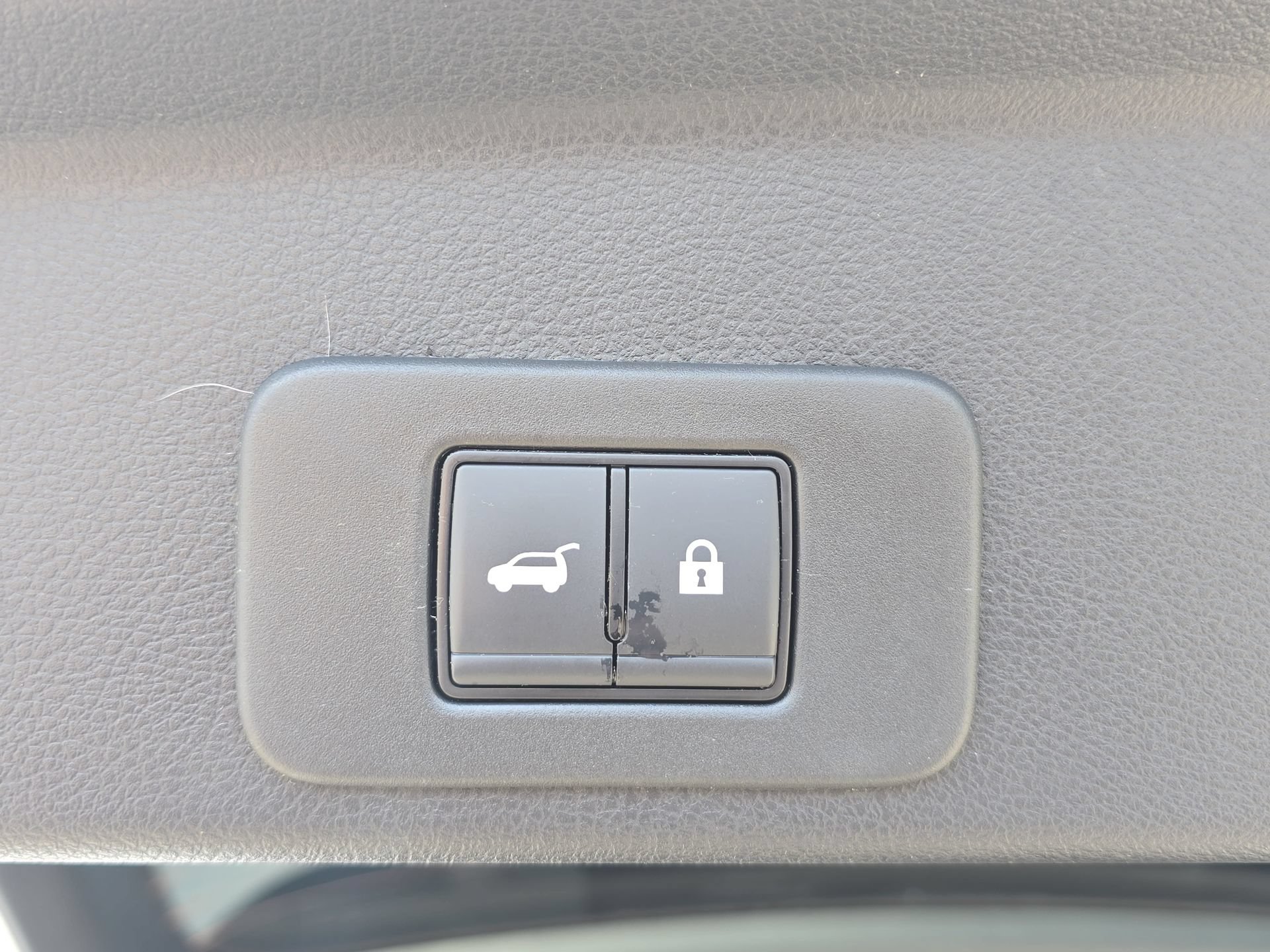Used 2025 Nissan Murano SL AWD/4WD image 13
