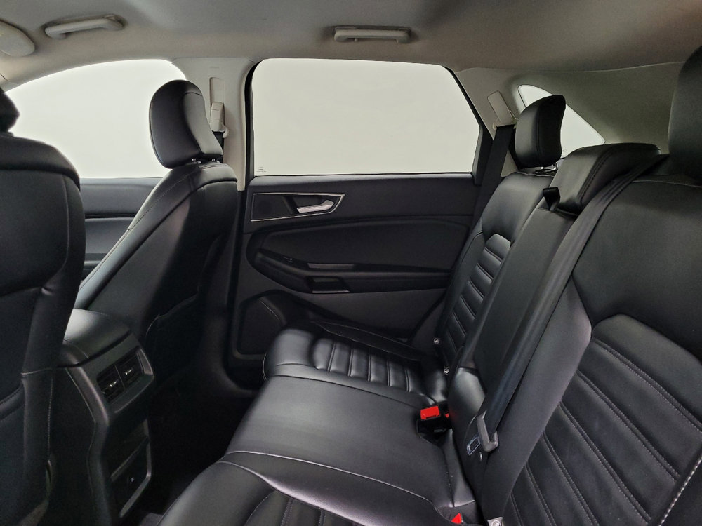 Used 2023 Ford Edge SEL image 18