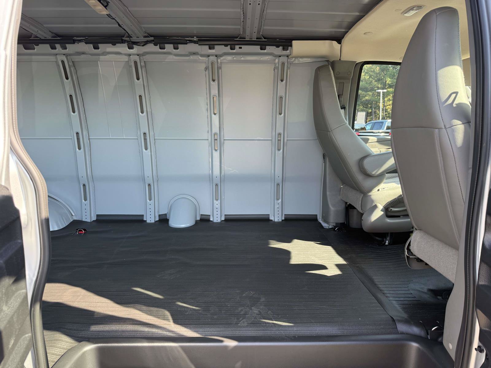 New 2026 Chevrolet Express 2500 Extended w/ Safety Package RWD image 14