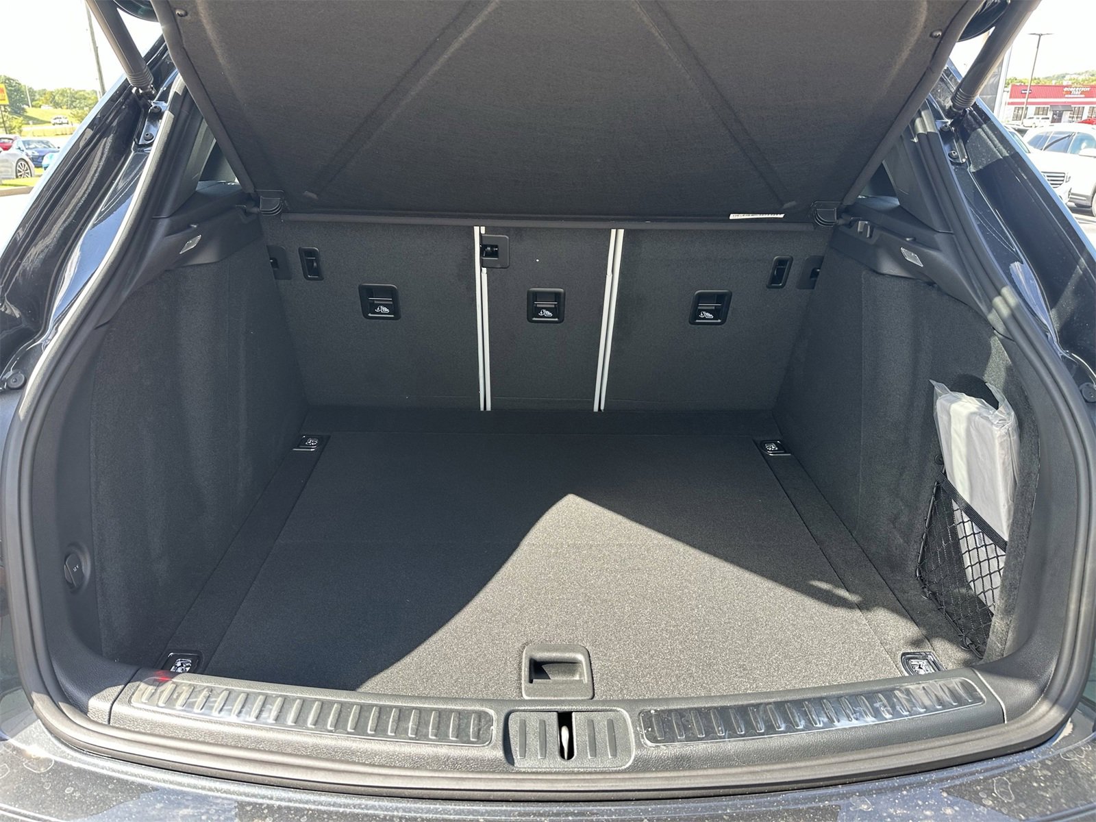 New 2026 Porsche Macan S image 19