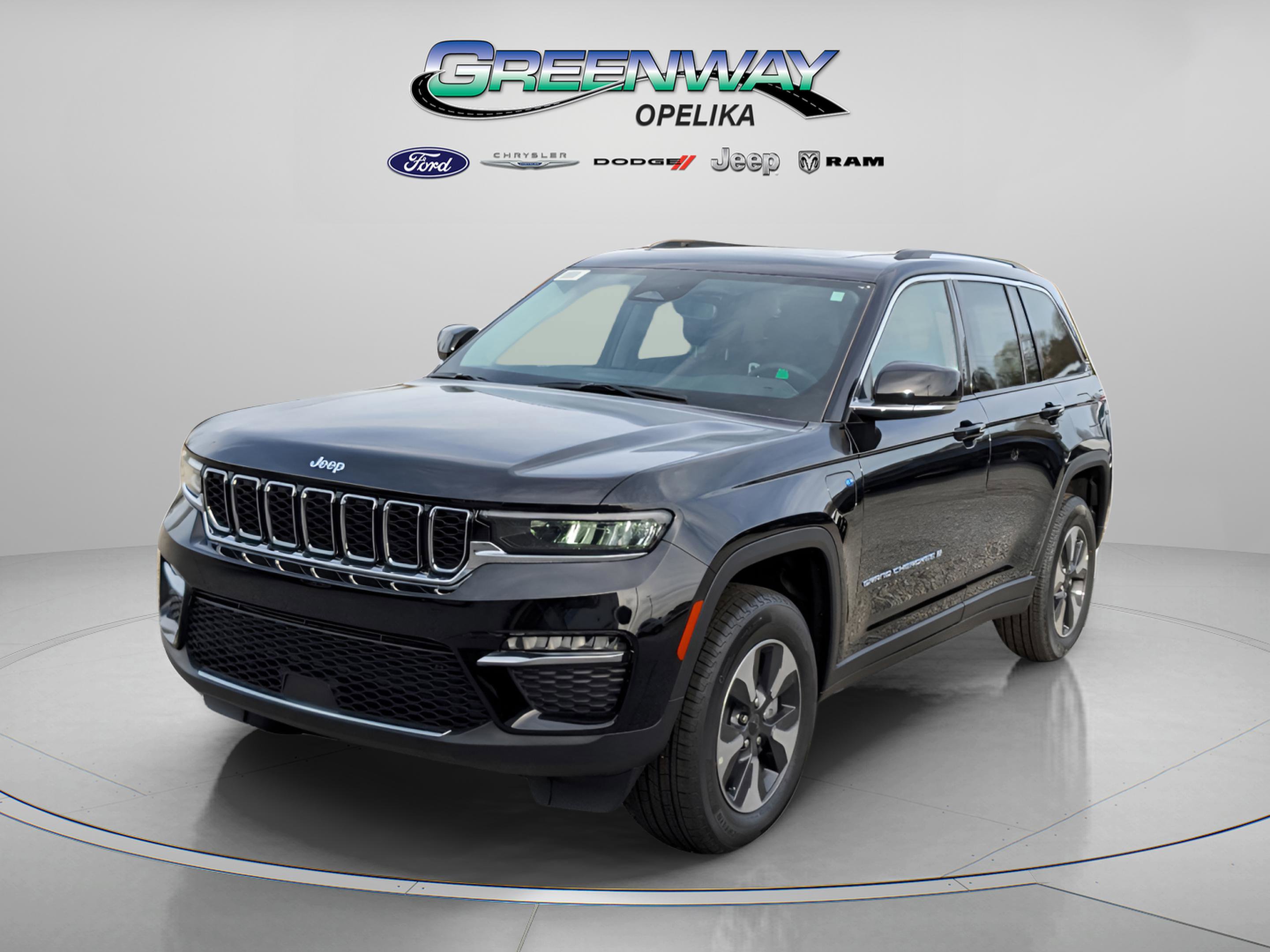 New 2024 Jeep Grand Cherokee Limited 4xe image 3