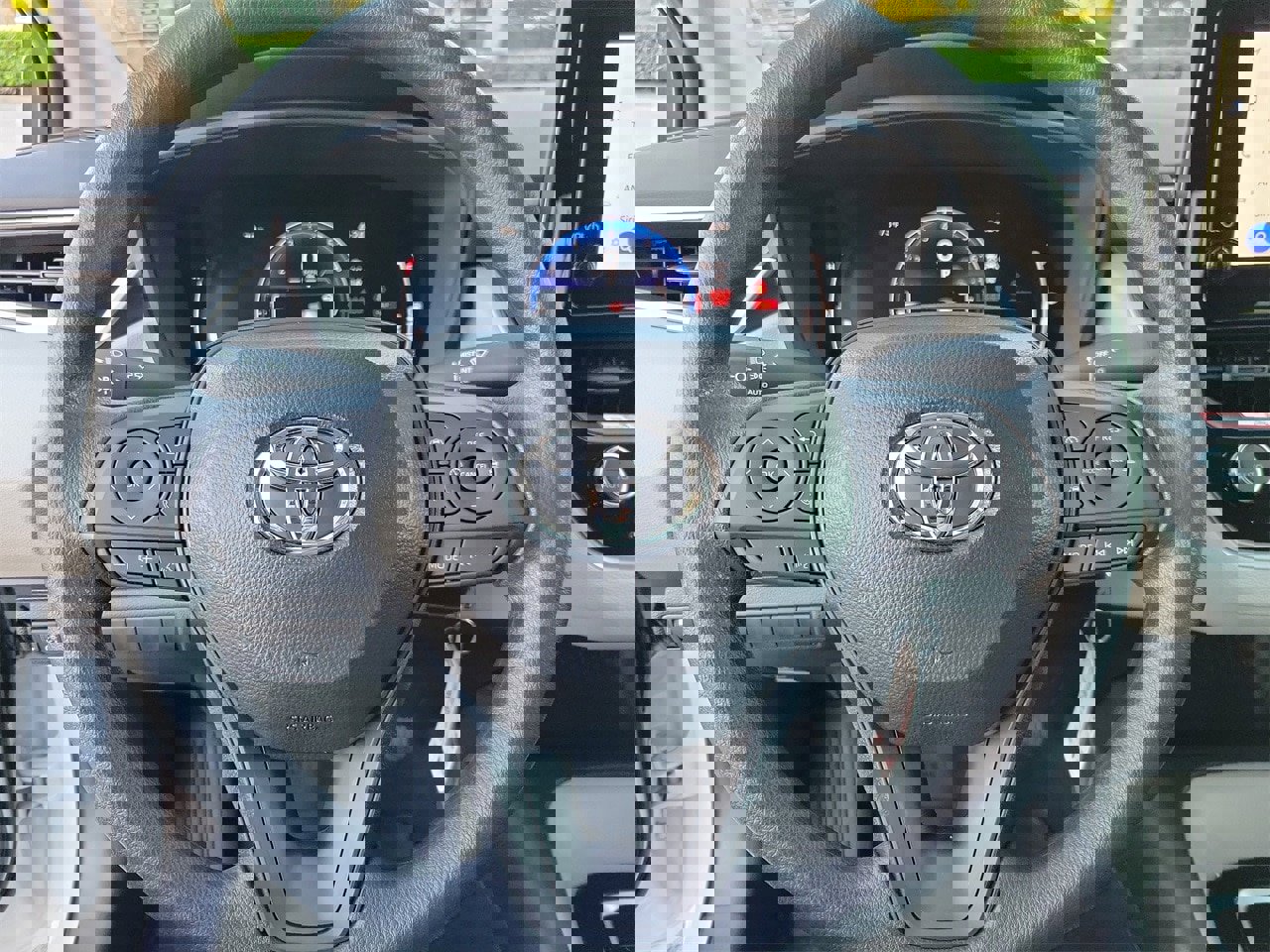 New 2026 Toyota Corolla LE image 18