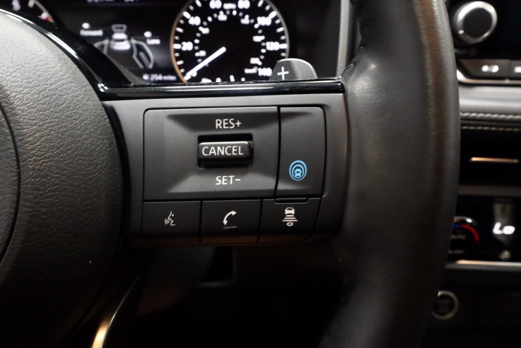 Used 2023 Nissan Rogue SV w/ SV Premium B Package AWD/4WD image 29
