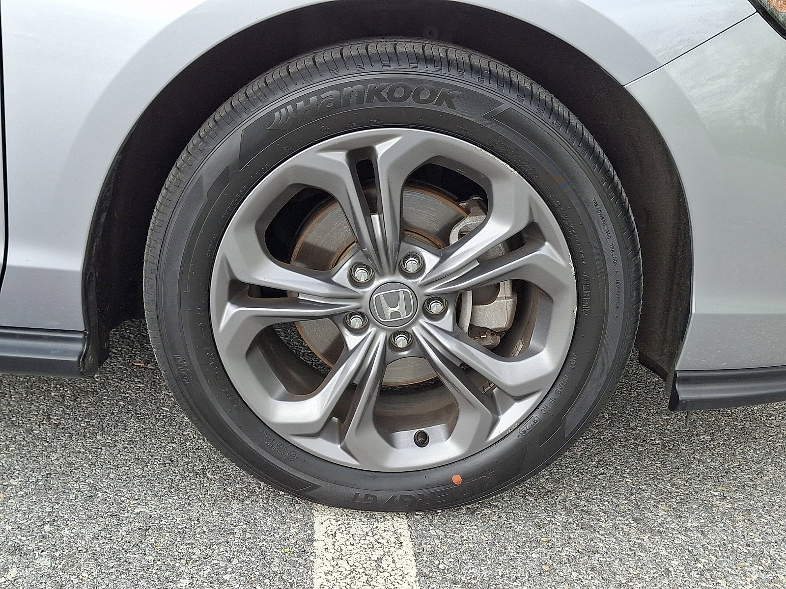 Used 2023 Honda Accord EX image 8