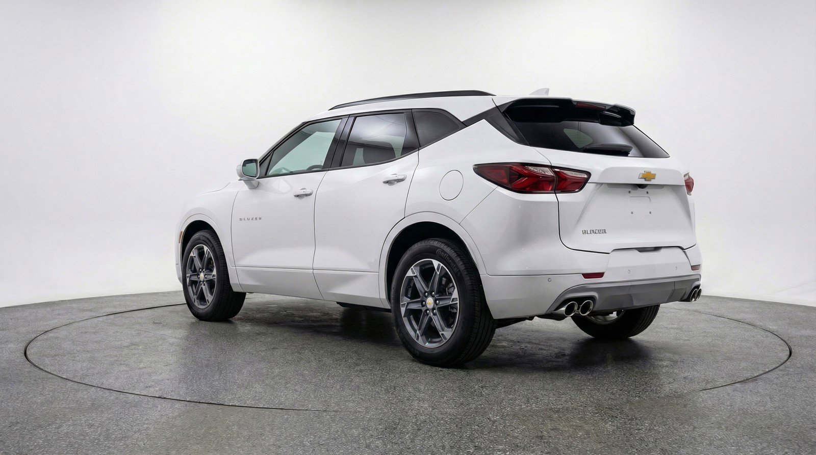 Used 2025 Chevrolet Blazer LT FWD image 6