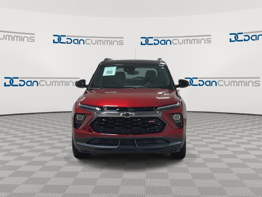 Used 2024 Chevrolet TrailBlazer RS w/ Driver Confidence Package FWD image 3