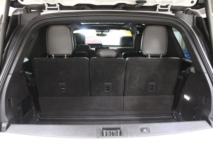 Used 2025 Ford Expedition Tremor image 13