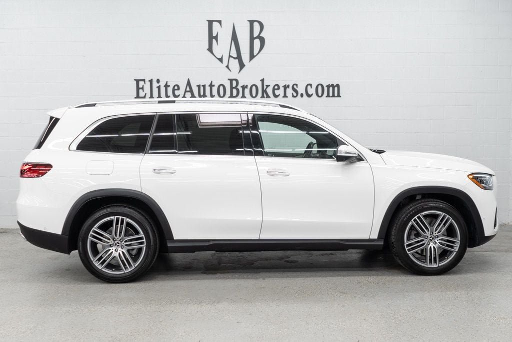 Used 2025 Mercedes-Benz GLS 450 4MATIC image 5