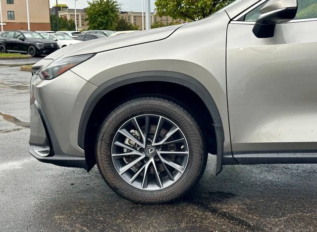 Used 2022 Lexus NX 350 AWD image 8