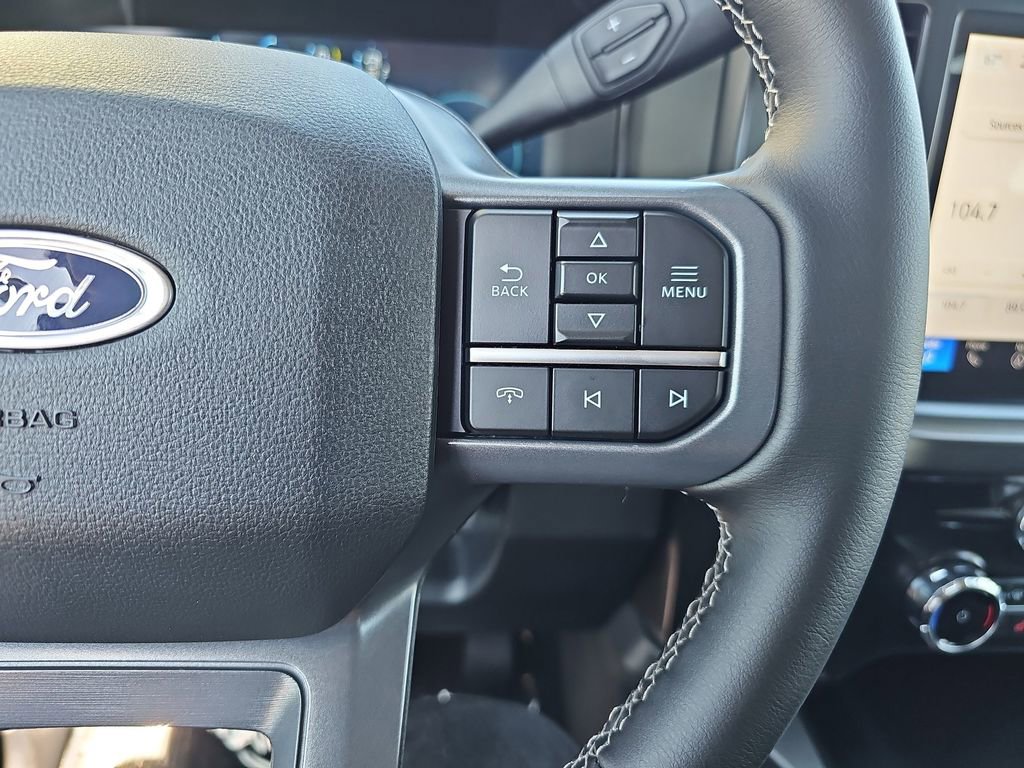 New 2026 Ford F350 Lariat w/ FX4 Off-Road Package image 17