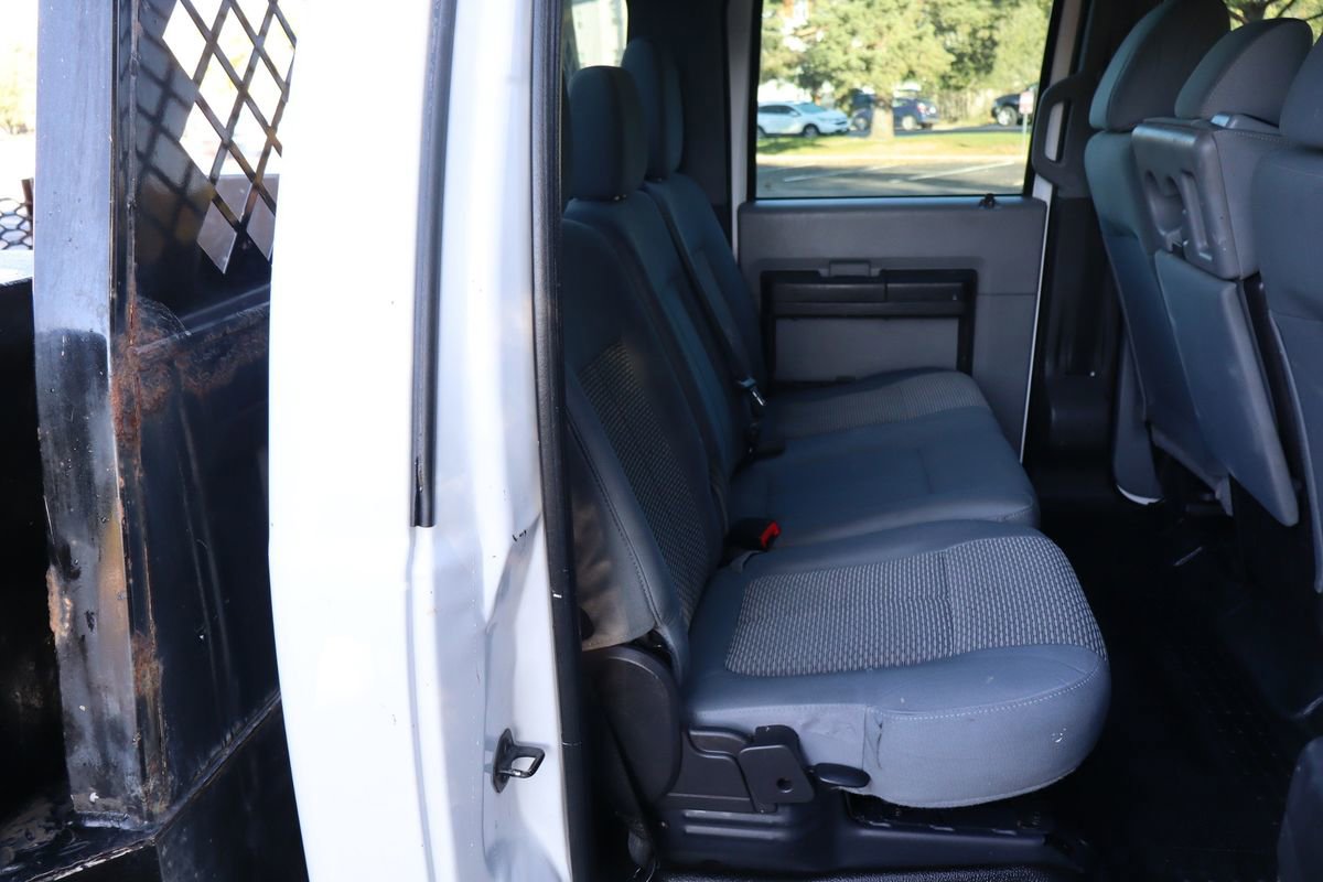 Used 2012 Ford F550 4x4 Crew Cab Super Duty w/ Payload Upgrade Pkg image 27