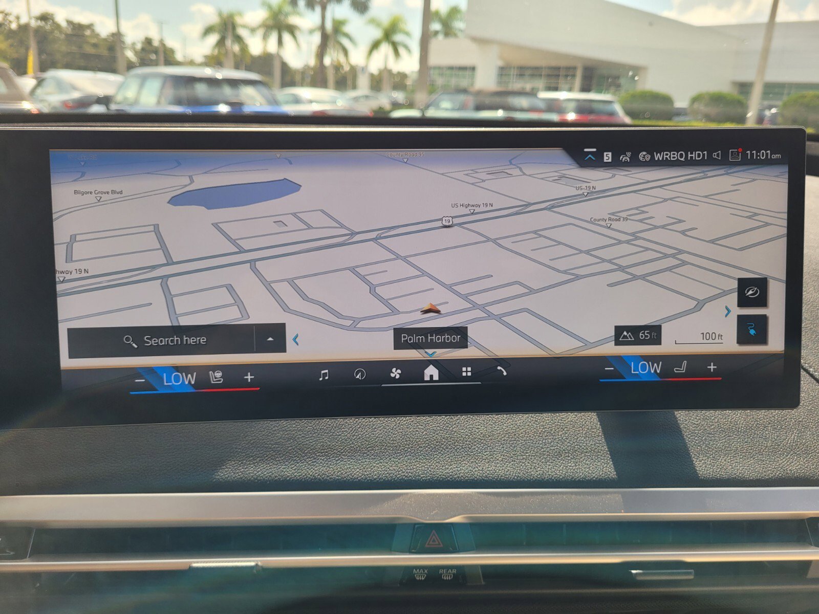 New 2026 BMW iX xDrive45 w/ Climate Comfort Package image 21