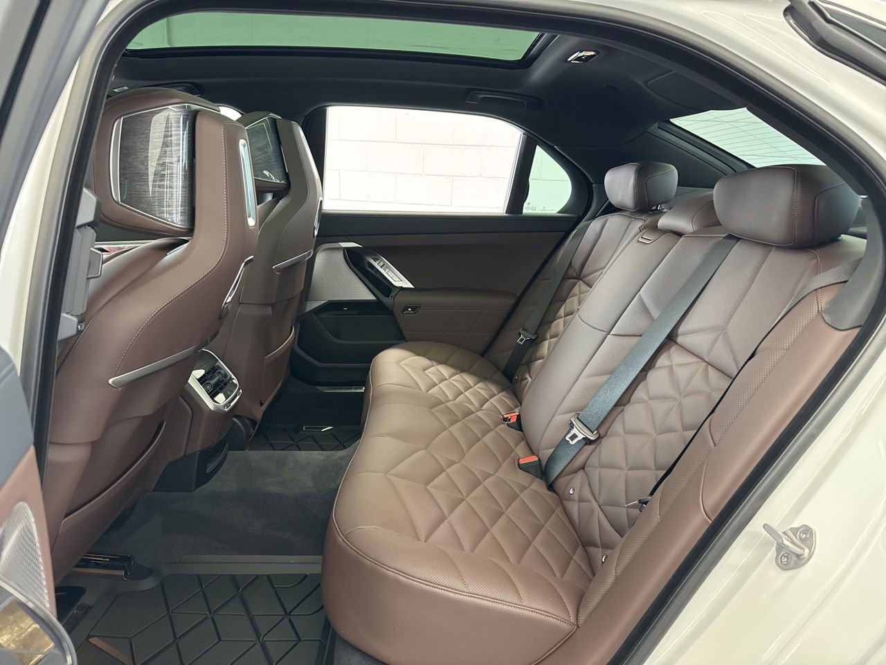 New 2026 BMW 740i xDrive image 43