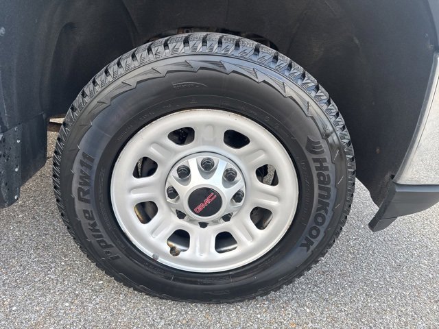 Used 2020 GMC Sierra 2500 4x4 Crew Cab w/ Convenience Package image 9