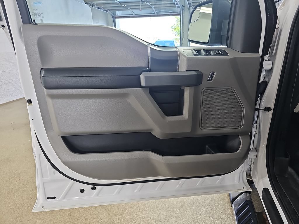 Used 2016 Ford F150 XLT w/ Equipment Group 301A Mid AWD/4WD image 31