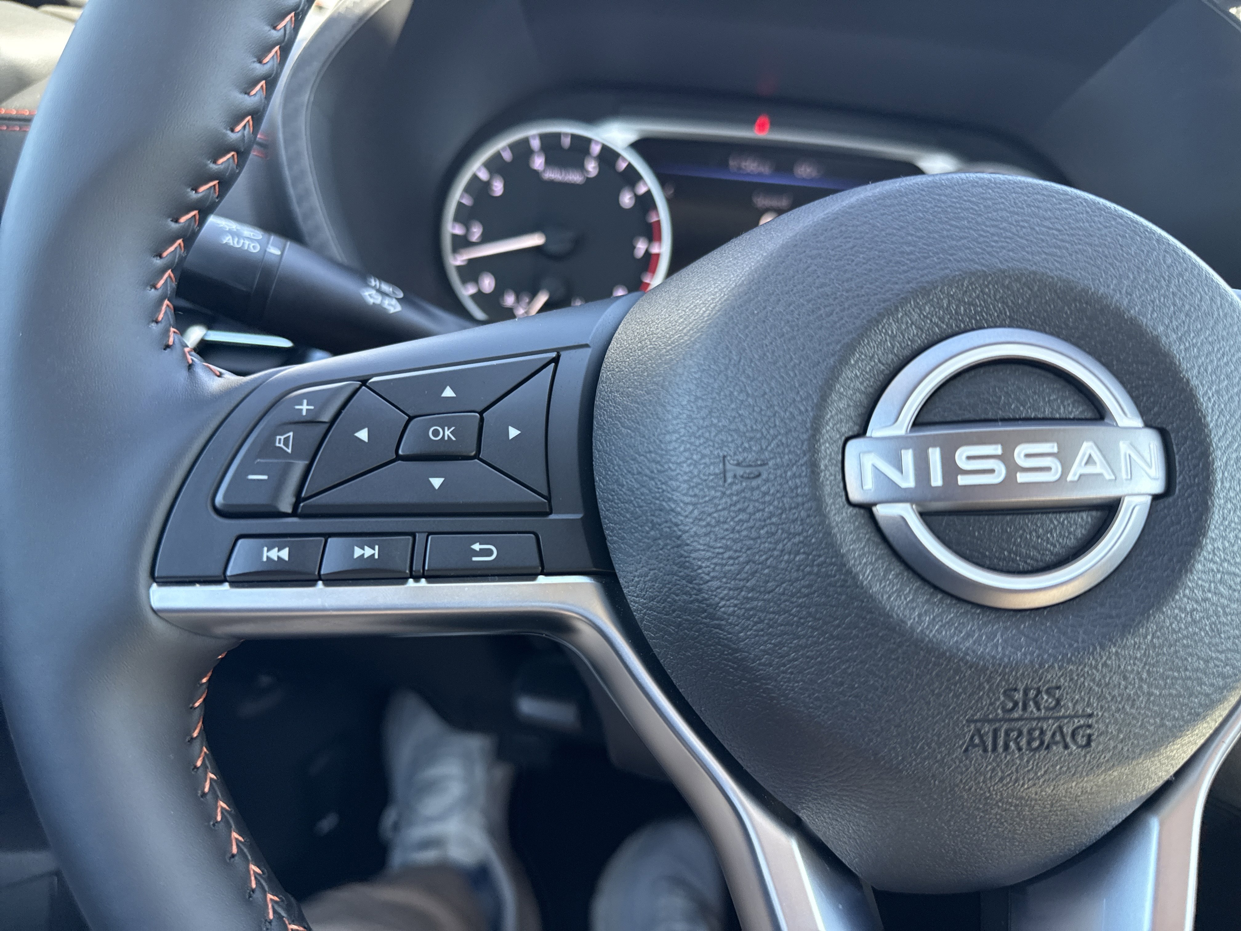 Used 2025 Nissan Sentra SR image 21