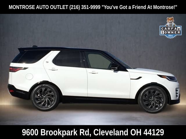 Used 2024 Land Rover Discovery Dynamic SE image 8
