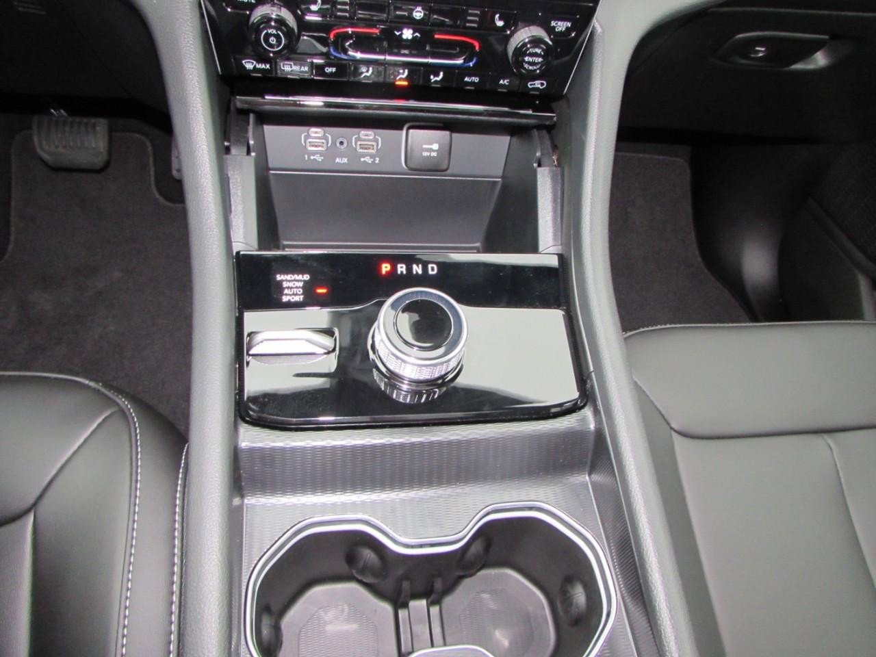 New 2025 Jeep Grand Cherokee Limited image 27