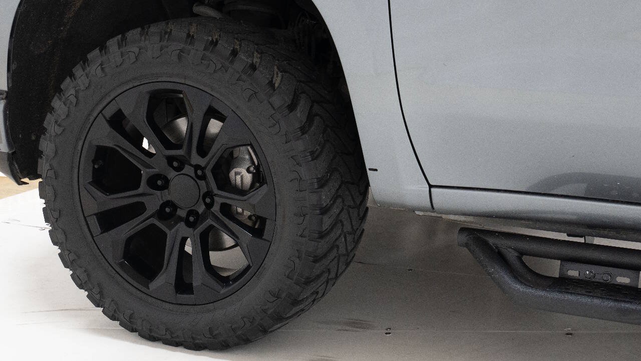 Used 2021 Chevrolet Silverado 1500 Custom w/ LPO, Dark Essentials Package RWD image 81