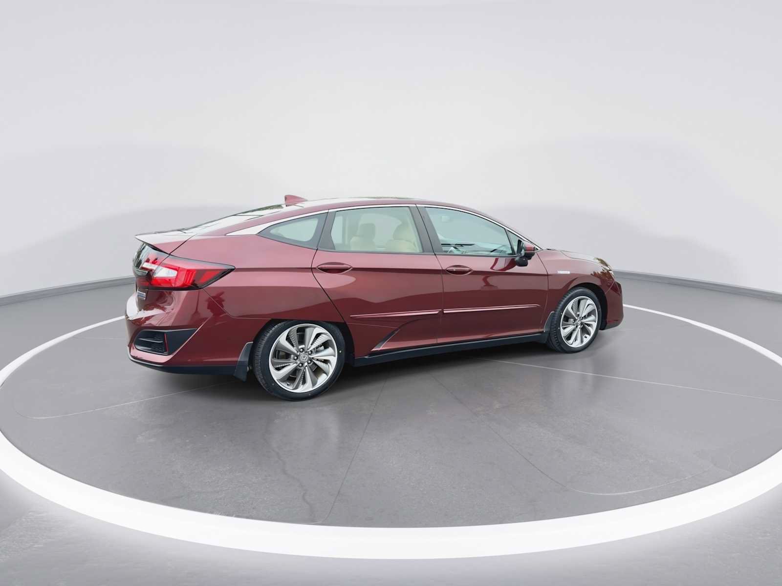 Used 2018 Honda Clarity Touring image 8