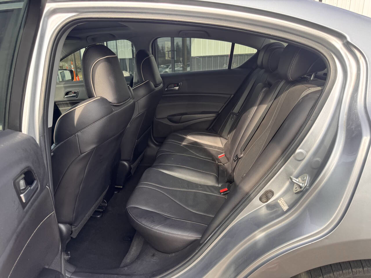 Used 2021 Acura ILX w/Premium 4dr Sedan Package image 16