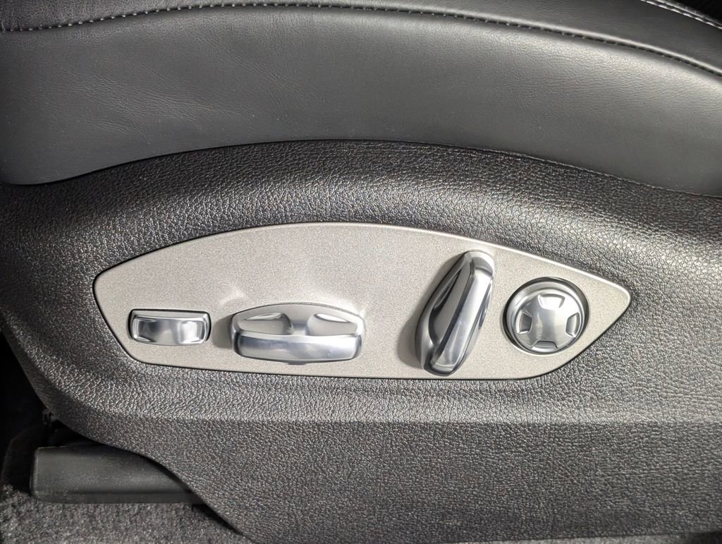 New 2026 Porsche Macan S image 29