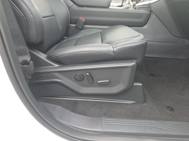 New 2027 Ford Expedition Max Platinum w/ Stealth Performance Package AWD/4WD image 30
