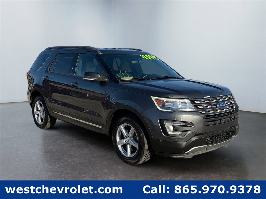 Used 2017 Ford Explorer XLT