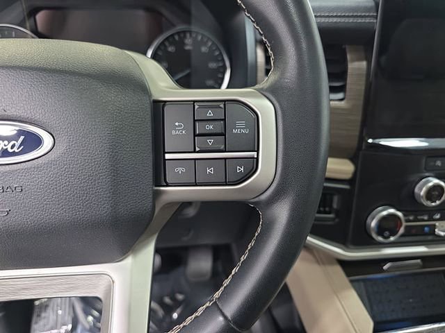 Used 2024 Ford Expedition Limited AWD/4WD image 18