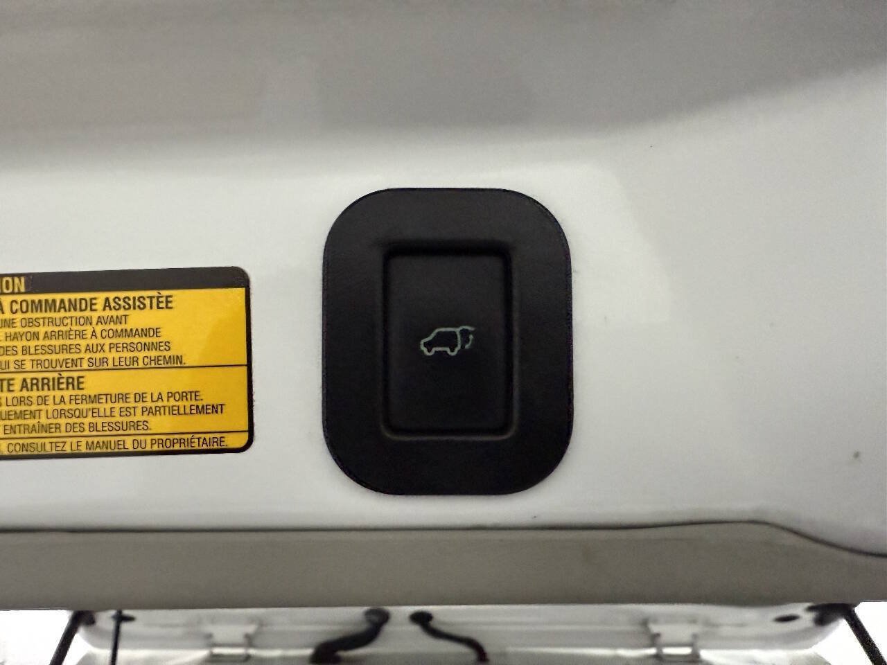 Used 2011 Toyota Sienna XLE FWD image 36