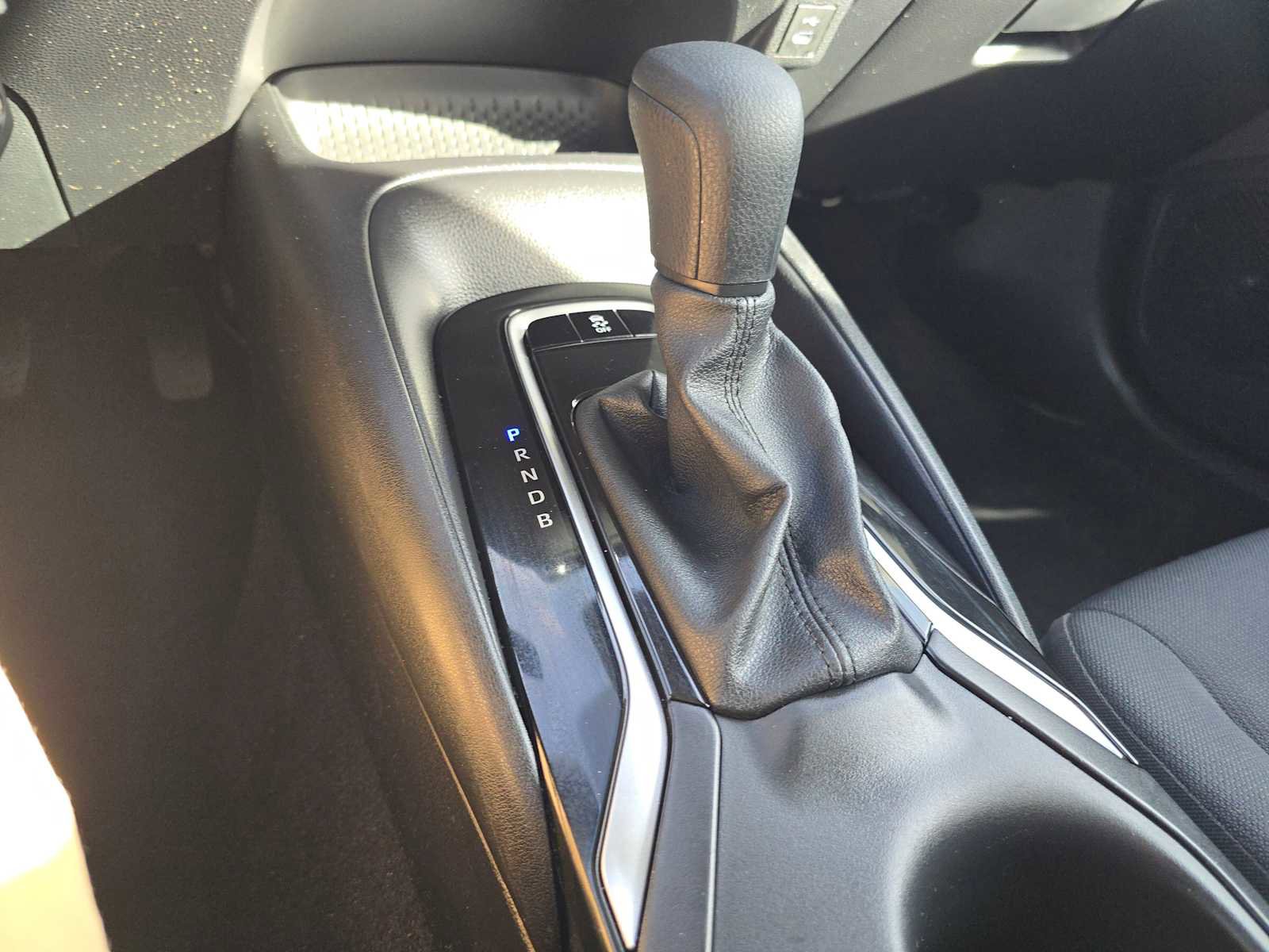 Certified 2025 Toyota Corolla LE image 32