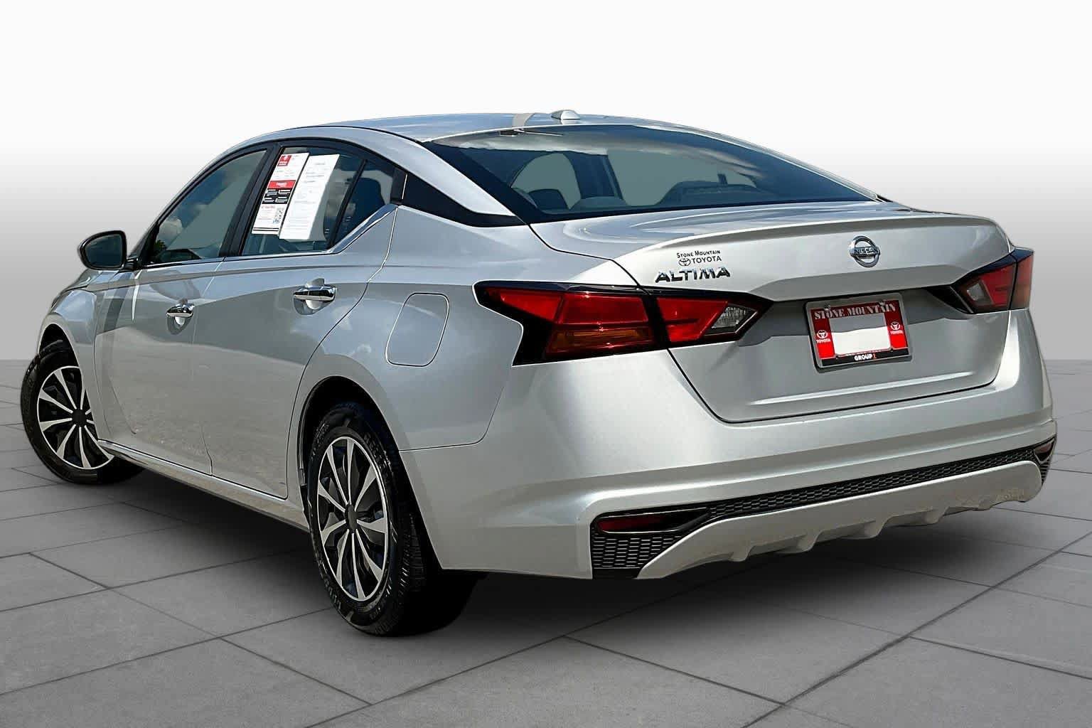 Used 2019 Nissan Altima 2.5 S FWD image 12